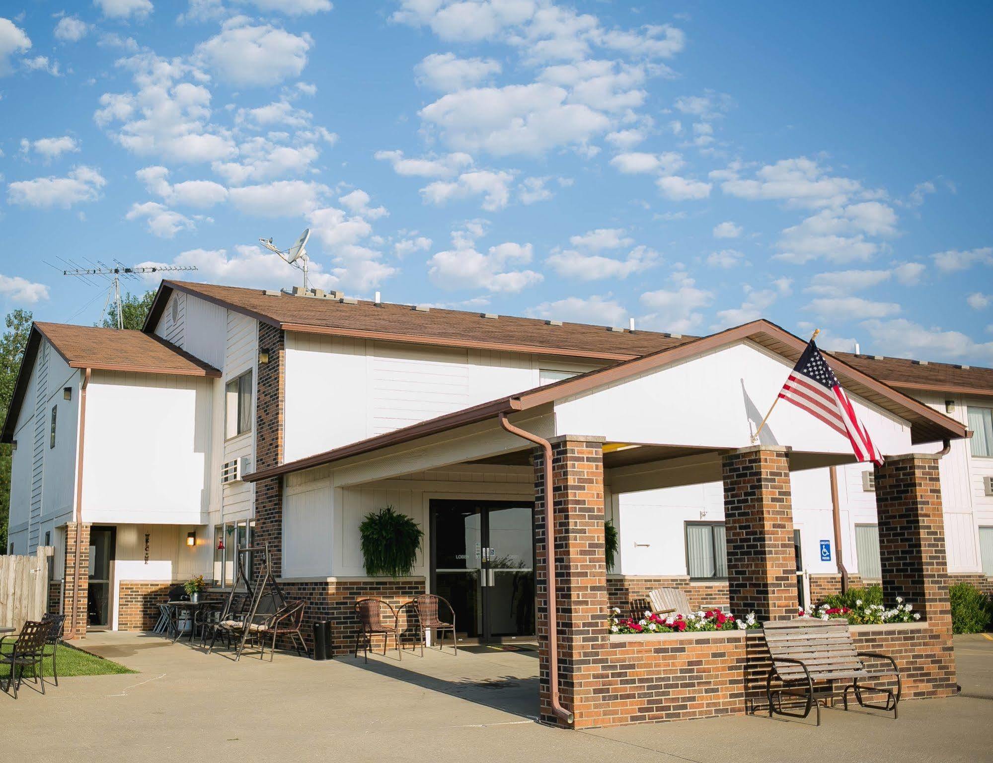 Covered Bridge Inn Winterset Εξωτερικό φωτογραφία