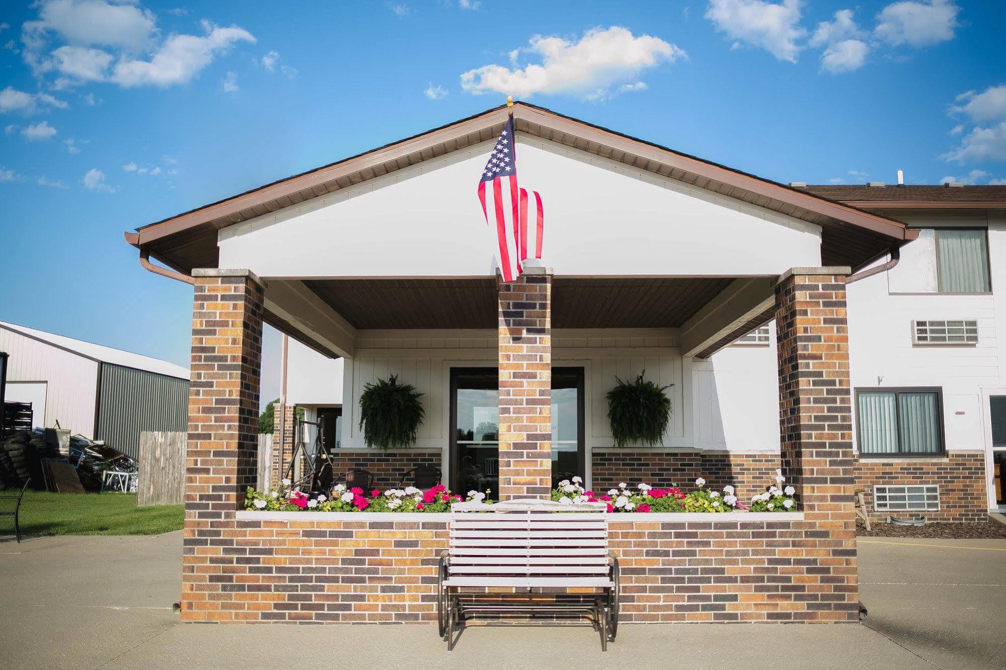 Covered Bridge Inn Winterset Εξωτερικό φωτογραφία